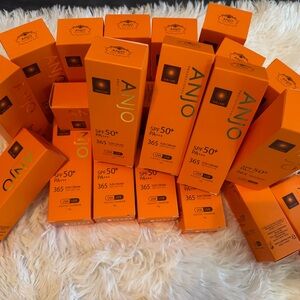 Orange SPF 50+ PA+++ 365 Sun Cream